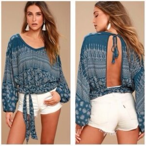 Free People Tops - FREE PEOPLE WEEKEND WARRIOR BOHO BALLOON SLEEVE TOP